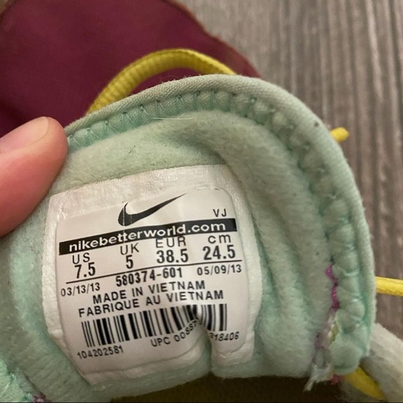 Nike Sneakers - Picture 2 of 2